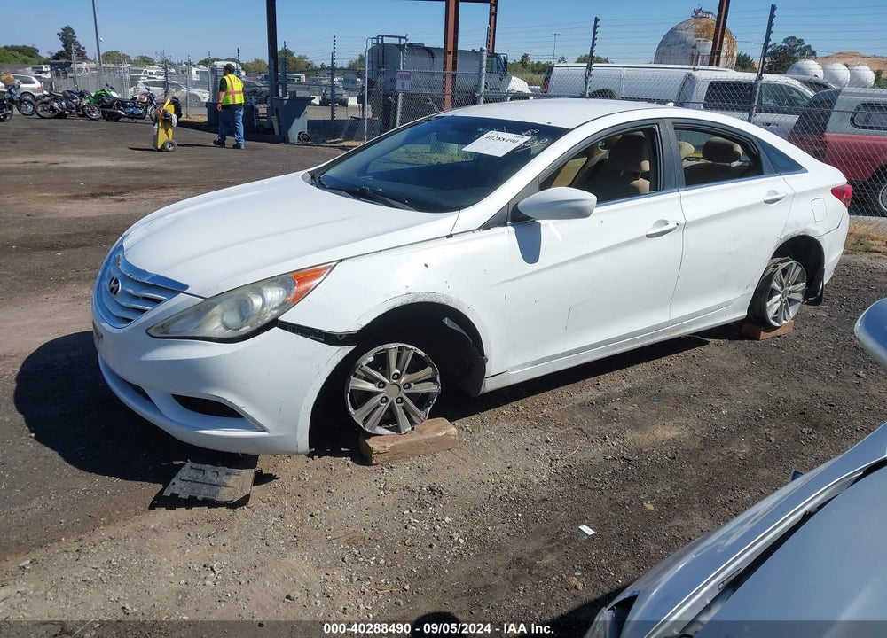 2011 HYUNDAI SONATA GLS VIN: 5NPEB4AC3BH165630