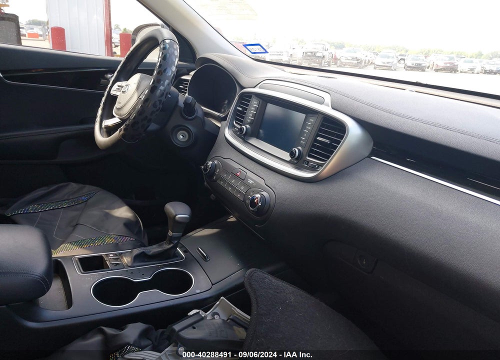 2020 KIA SORENTO 3.3L LX VIN: 5XYPG4A58LG687741