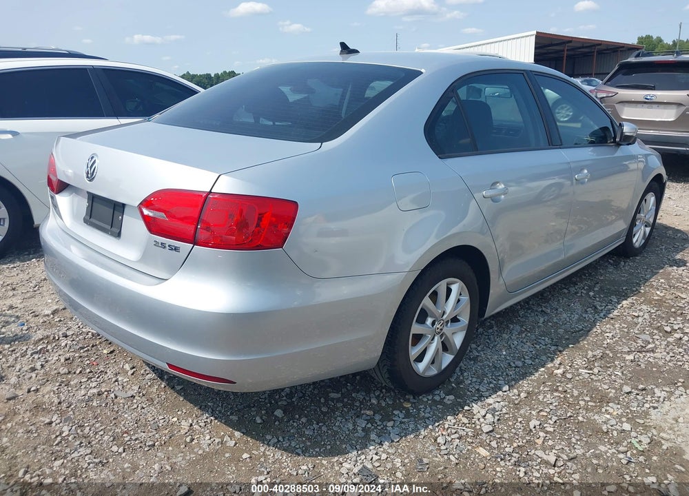 2012 VOLKSWAGEN JETTA 2.5L SE VIN: 3VWDP7AJ7CM423993