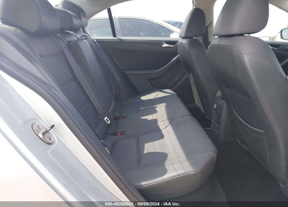 2012 VOLKSWAGEN JETTA 2.5L SE VIN: 3VWDP7AJ7CM423993