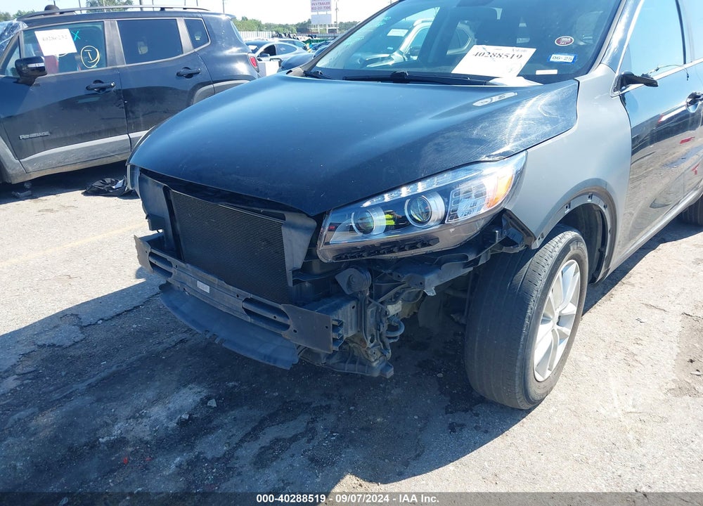 2016 KIA SORENTO 2.4L L VIN: 5XYPG4A32GG100115