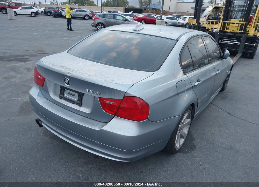 2011 BMW 328I VIN: WBAPH5G52BNM72953