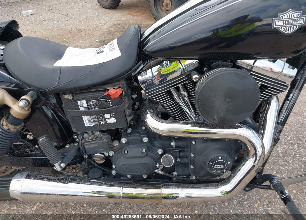2015 HARLEY-DAVIDSON FXDWG DYNA WIDE GLIDE VIN: 1HD1GPM18FC308096