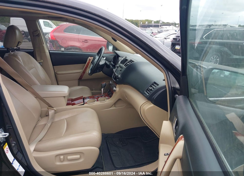2013 TOYOTA HIGHLANDER LIMITED V6 VIN: 5TDDK3EH1DS270756