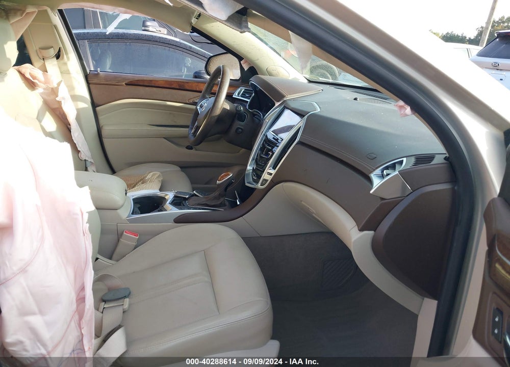 2015 CADILLAC SRX LUXURY COLLECTION VIN: 3GYFNBE38FS551878