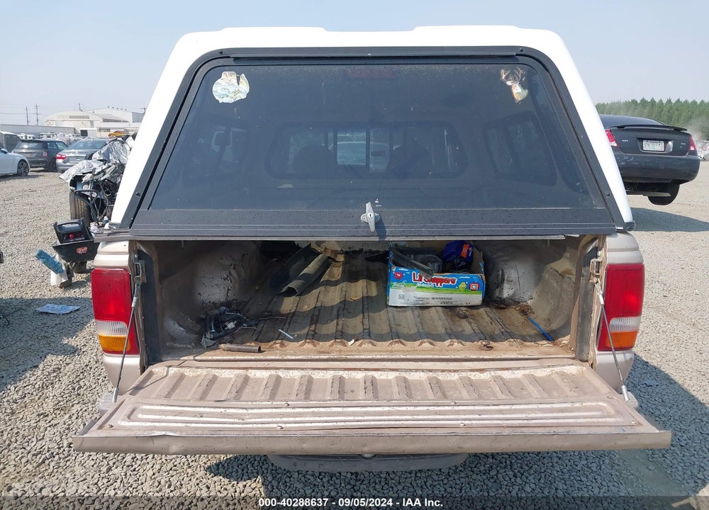 1994 FORD RANGER SUPER CAB VIN: 1FTCR14U2RPB73092