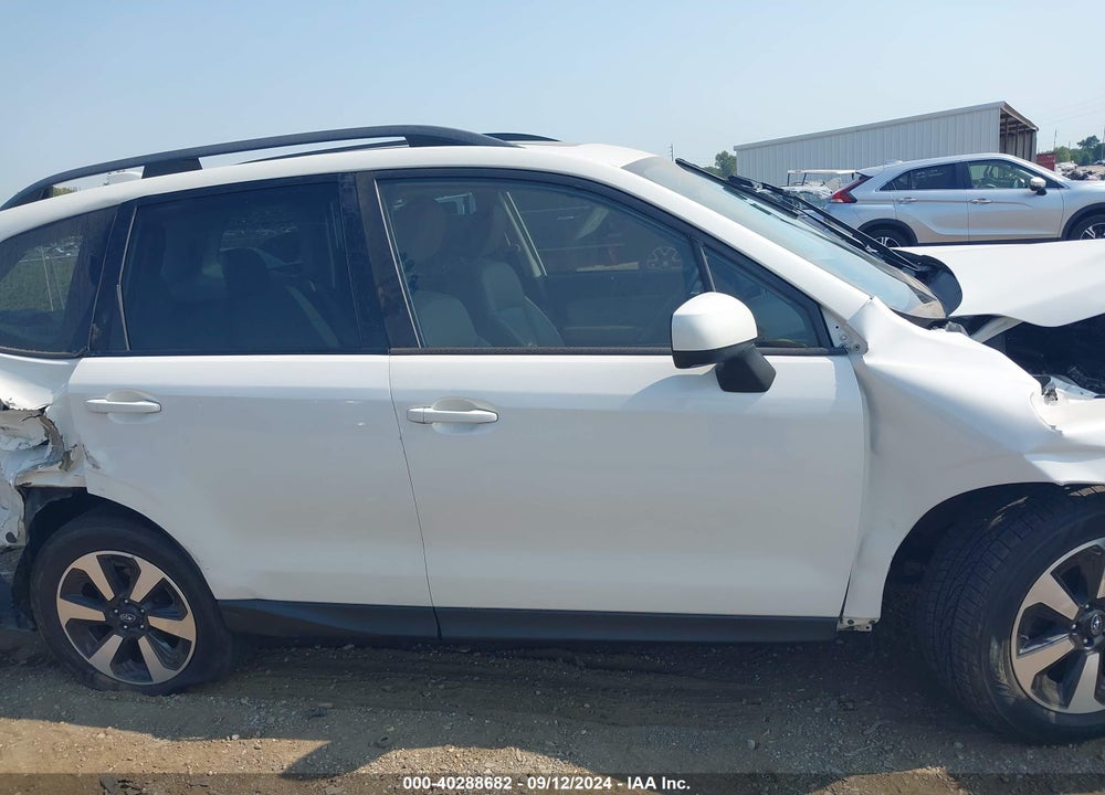 2017 SUBARU FORESTER 2.5I PREMIUM VIN: JF2SJAGC3HH584386