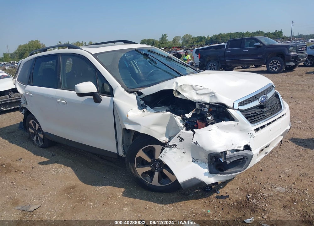 2017 SUBARU FORESTER 2.5I PREMIUM VIN: JF2SJAGC3HH584386