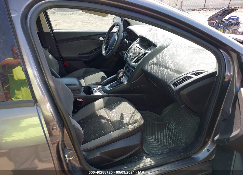 2013 FORD FOCUS SE VIN: 1FADP3F27DL104762