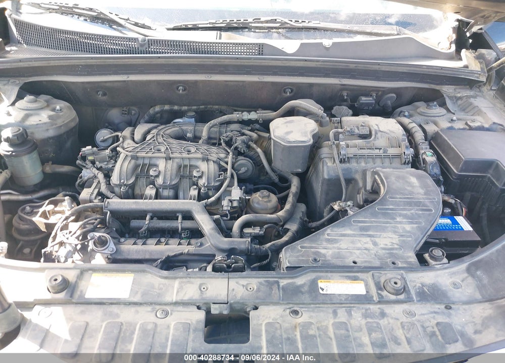 2013 KIA SORENTO LX V6 VIN: 5XYKTDA25DG310779