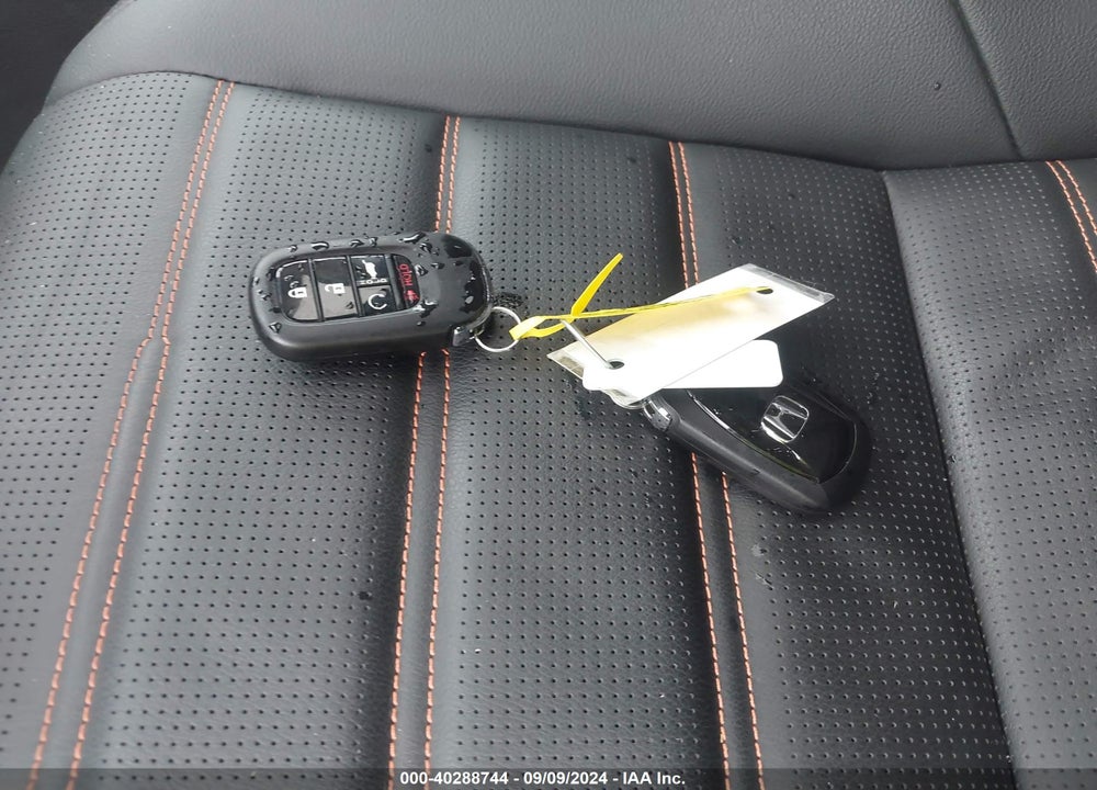 2024 HONDA CR-V HYBRID SPORT-L VIN: 7FARS6H8XRE036084