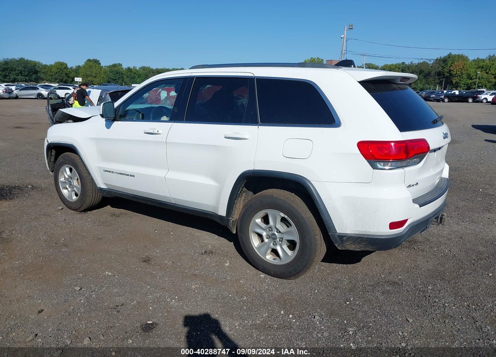 2015 JEEP GRAND CHEROKEE LAREDO VIN: 1C4RJFAG5FC803137