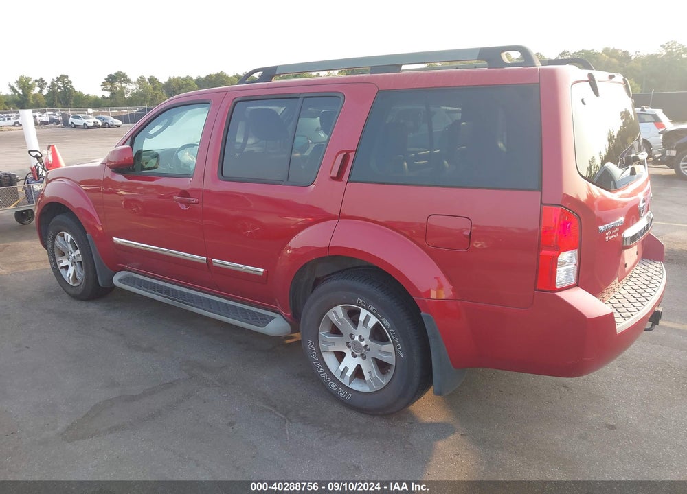 2012 NISSAN PATHFINDER SILVER VIN: 5N1AR1NNXCC611284