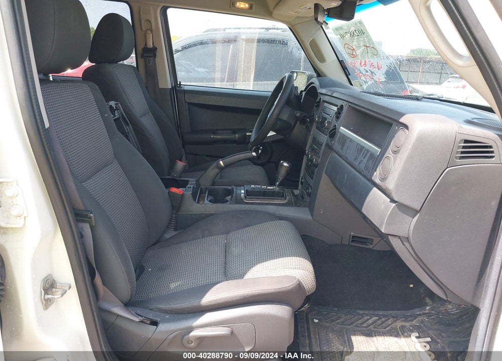 2010 JEEP COMMANDER SPORT VIN: 1J4RG4GK0AC101535
