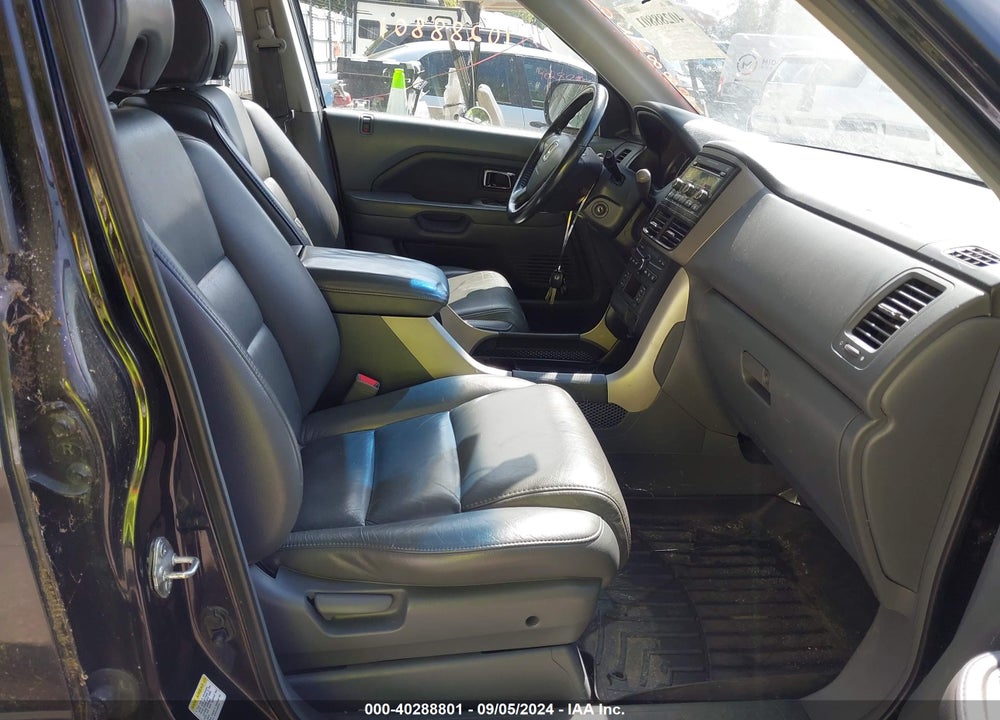 2008 HONDA PILOT EX-L VIN: 5FNYF18548B046449