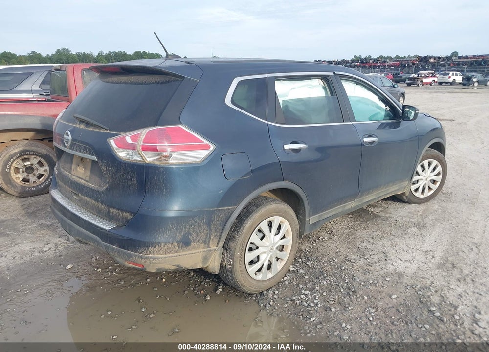 2015 NISSAN ROGUE S VIN: 5N1AT2ML4FC917103