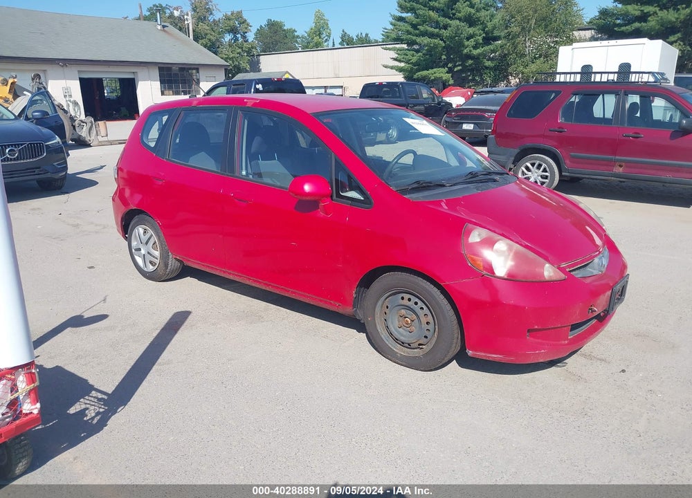 2008 HONDA FIT VIN: JHMGD384X8S020721