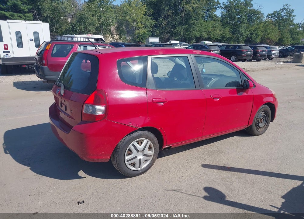 2008 HONDA FIT VIN: JHMGD384X8S020721