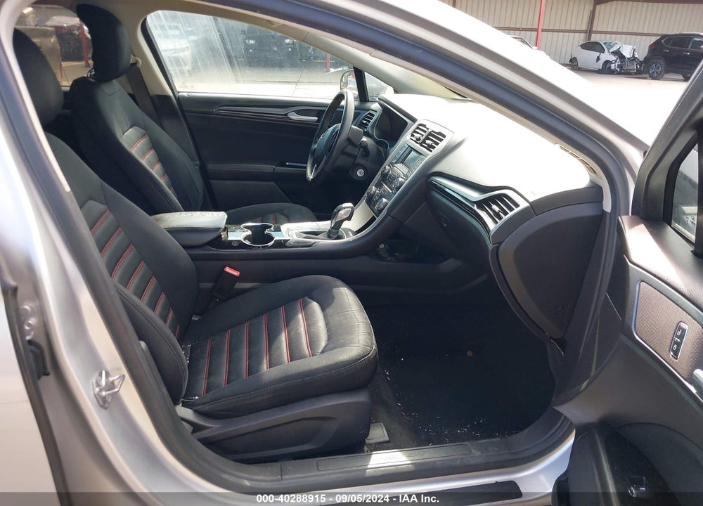 2014 FORD FUSION SE VIN: 3FA6P0HD1ER201478