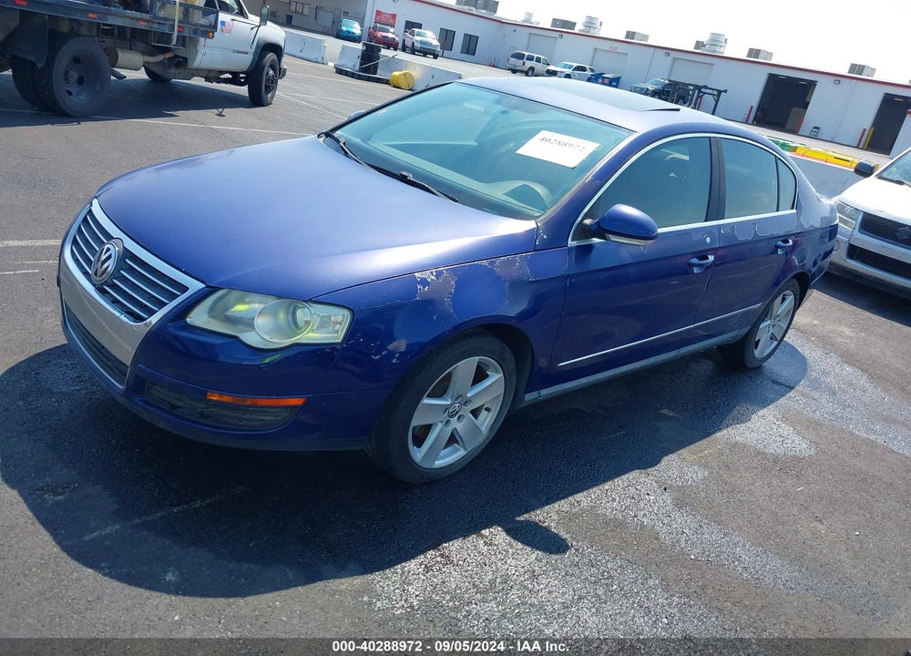 2008 VOLKSWAGEN PASSAT KOMFORT VIN: WVWAK73C68P111605