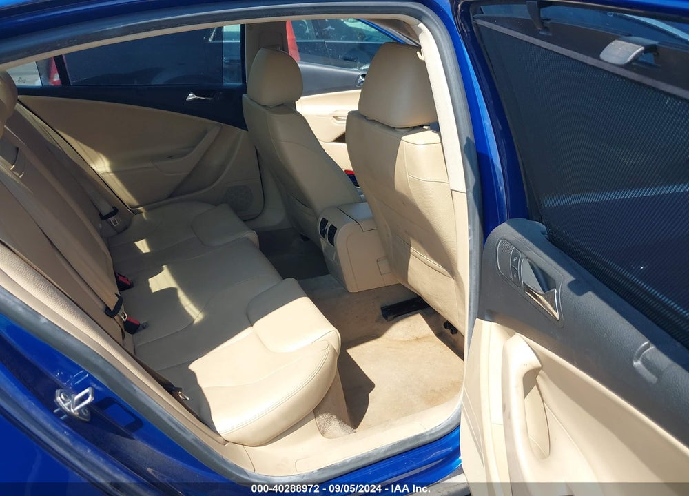 2008 VOLKSWAGEN PASSAT KOMFORT VIN: WVWAK73C68P111605