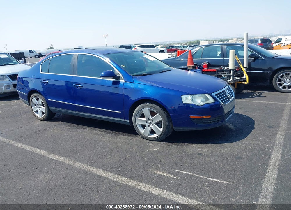 2008 VOLKSWAGEN PASSAT KOMFORT VIN: WVWAK73C68P111605
