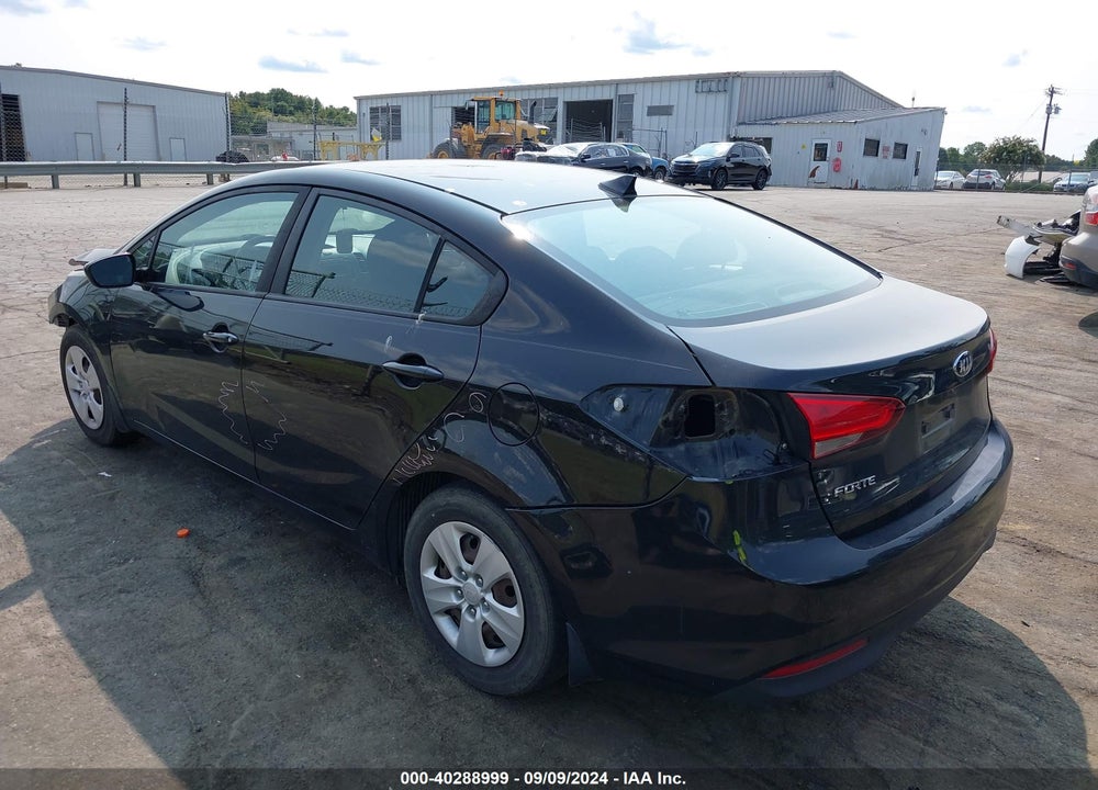 2017 KIA FORTE LX VIN: 3KPFK4A74HE073141
