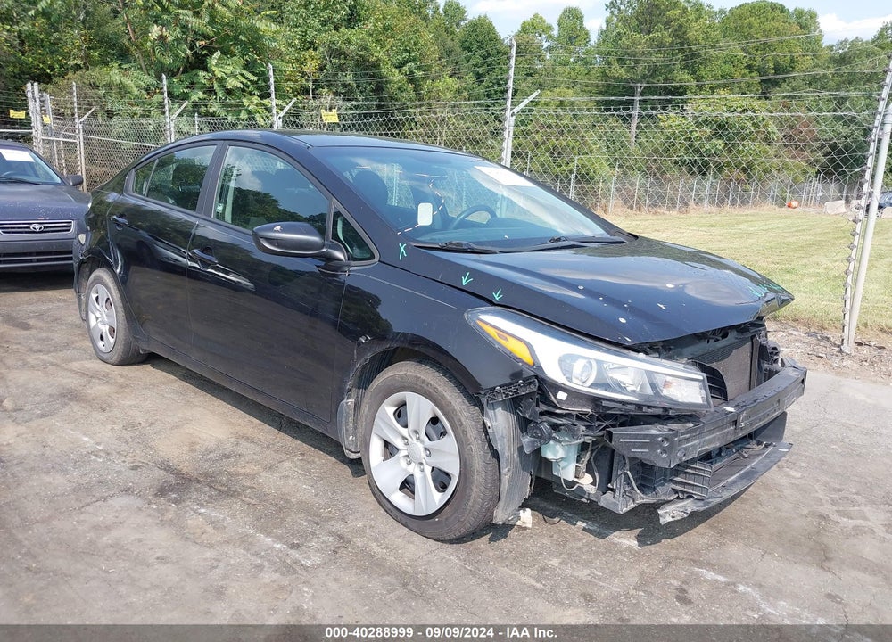 2017 KIA FORTE LX VIN: 3KPFK4A74HE073141