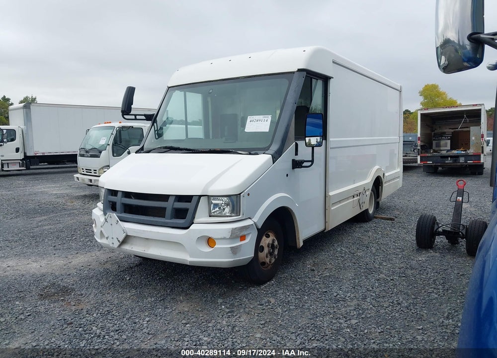 2014 ISUZU COMMERCIAL VAN VIN: JALB4T179E7W00569