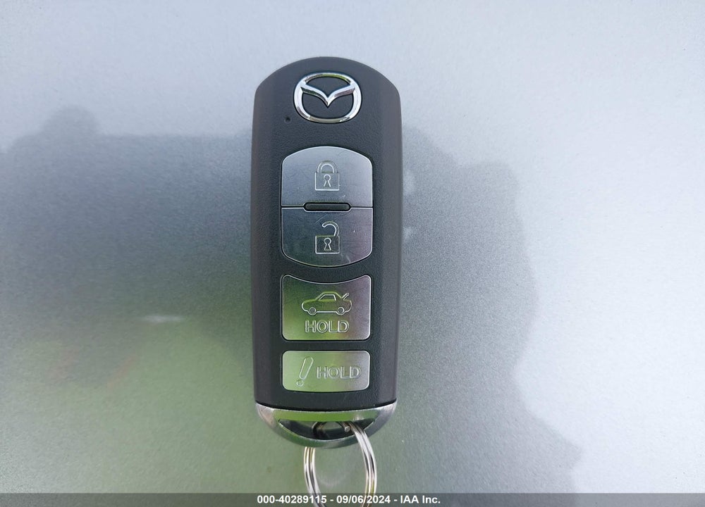 2014 MAZDA 3 VIN: JM1BM1V79E1155530
