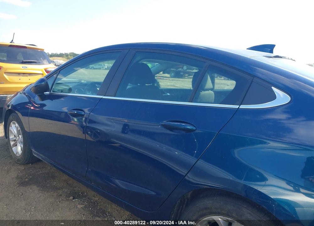 2019 CHEVROLET CRUZE LT VIN: 1G1BE5SM9K7128716