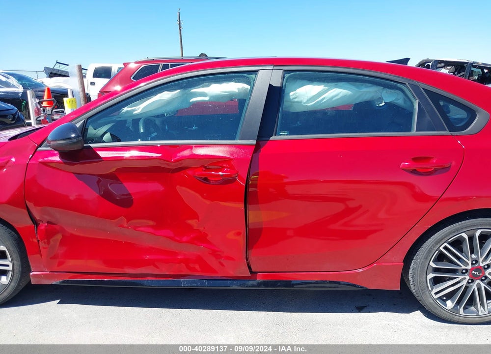 2023 KIA FORTE GT VIN: 3KPF44AC8PE522570