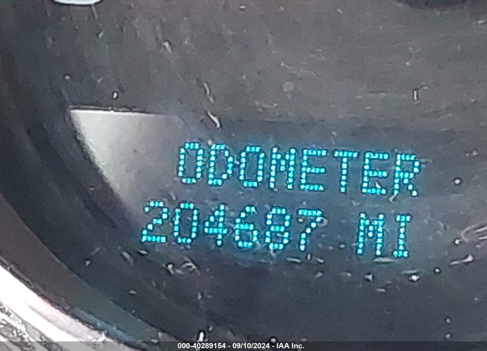 2011 GMC SIERRA 1500 SLE VIN: 3GTP1VE02BG127672