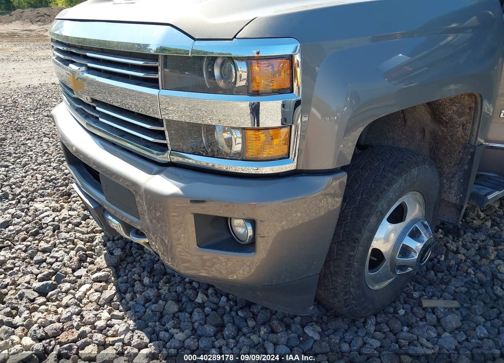 2017 CHEVROLET SILVERADO 3500HD HIGH COUNTRY VIN: 1GC4K1EY4HF172122