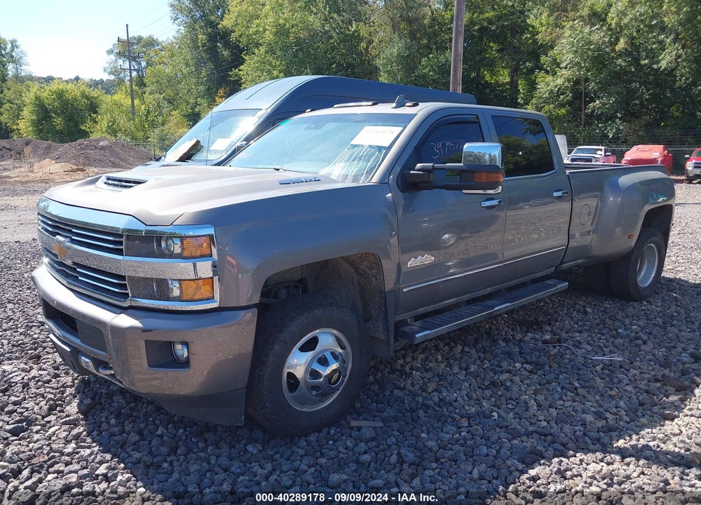 2017 CHEVROLET SILVERADO 3500HD HIGH COUNTRY VIN: 1GC4K1EY4HF172122