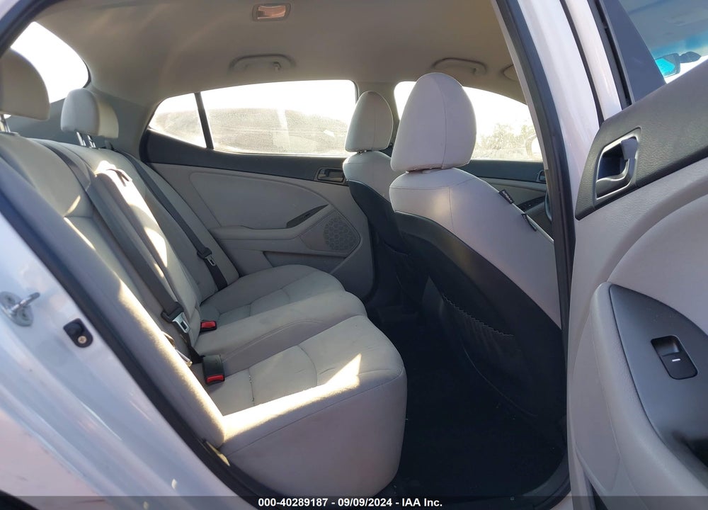 2015 KIA OPTIMA LX VIN: KNAGM4A74F5605136
