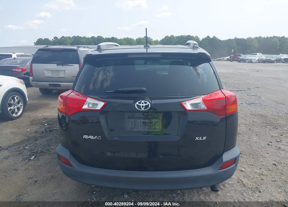 2015 TOYOTA RAV4 XLE VIN: 2T3WFREV4FW232168