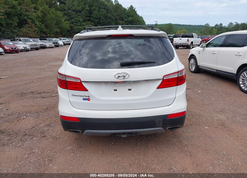 2014 HYUNDAI SANTA FE VIN: KM8SM4HF7EU035692