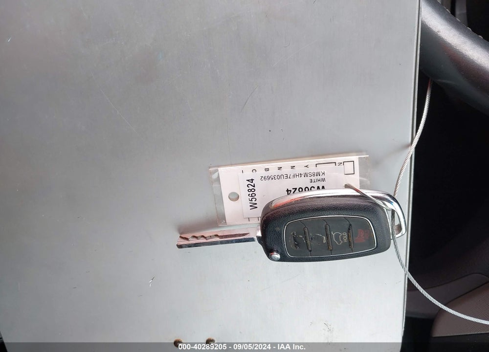 2014 HYUNDAI SANTA FE VIN: KM8SM4HF7EU035692