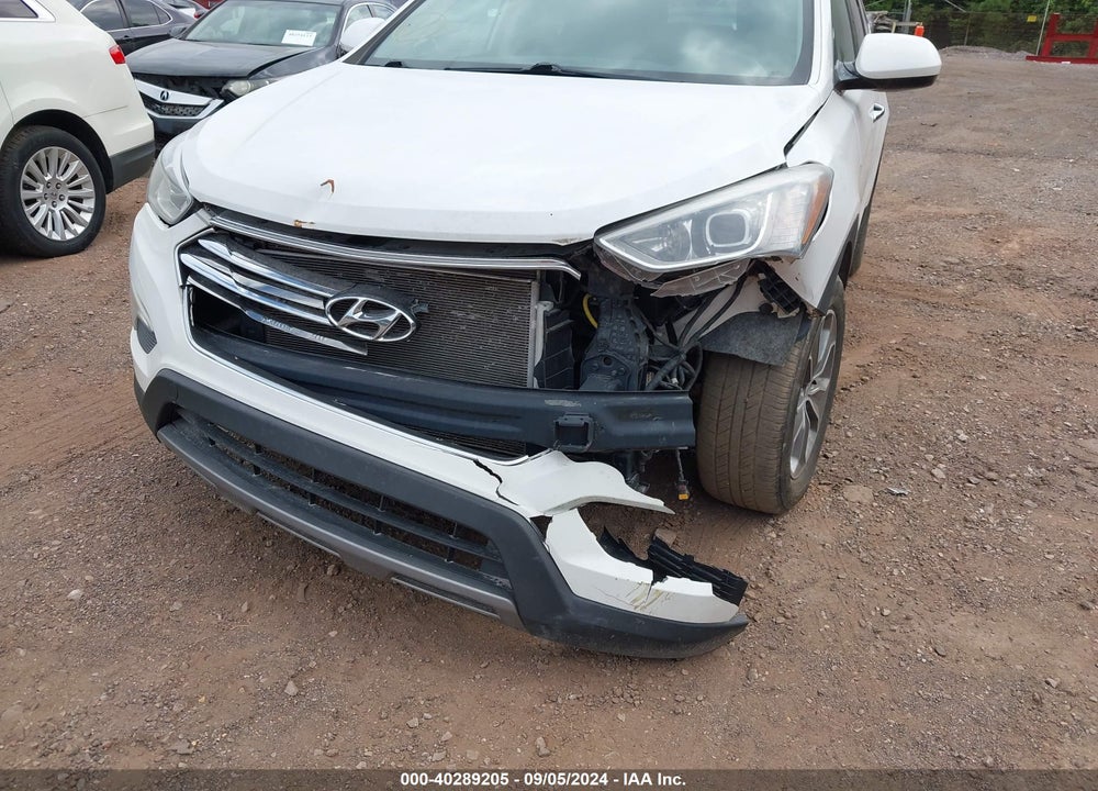 2014 HYUNDAI SANTA FE VIN: KM8SM4HF7EU035692