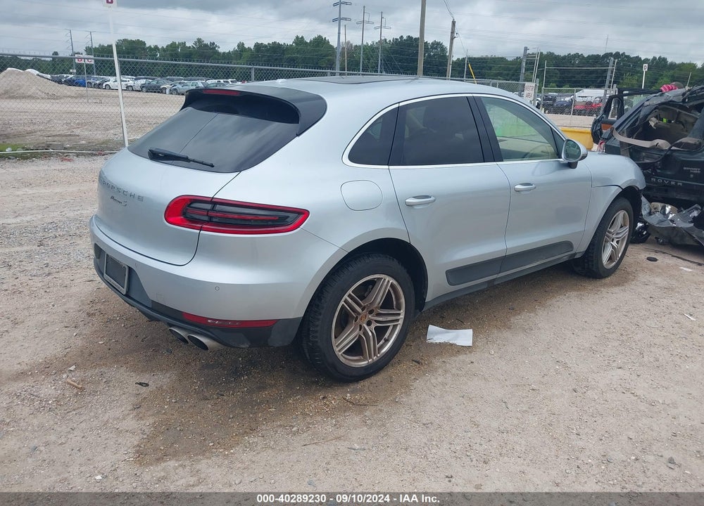2015 PORSCHE MACAN S VIN: WP1AB2A59FLB44107