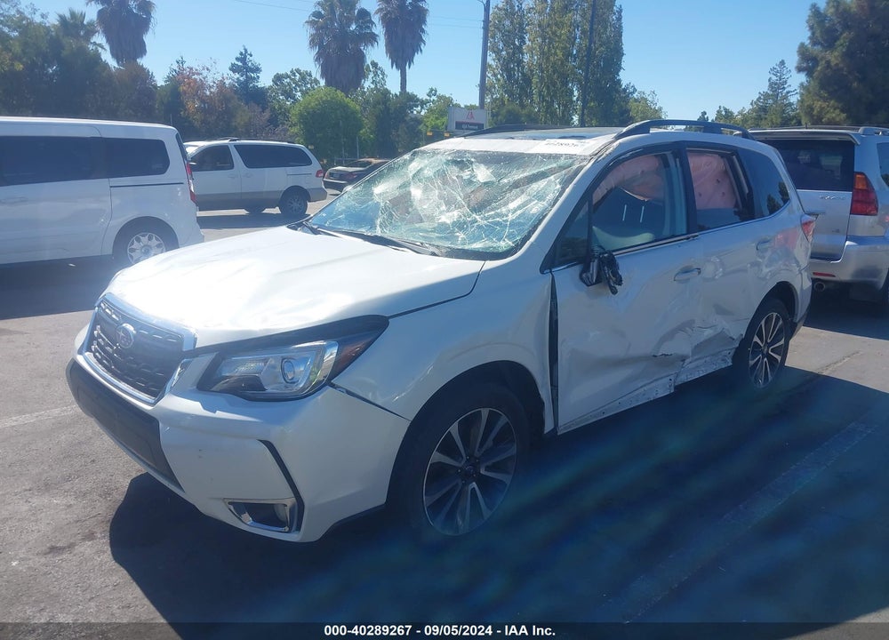 2018 SUBARU FORESTER 2.0XT TOURING VIN: JF2SJGWC1JH536279