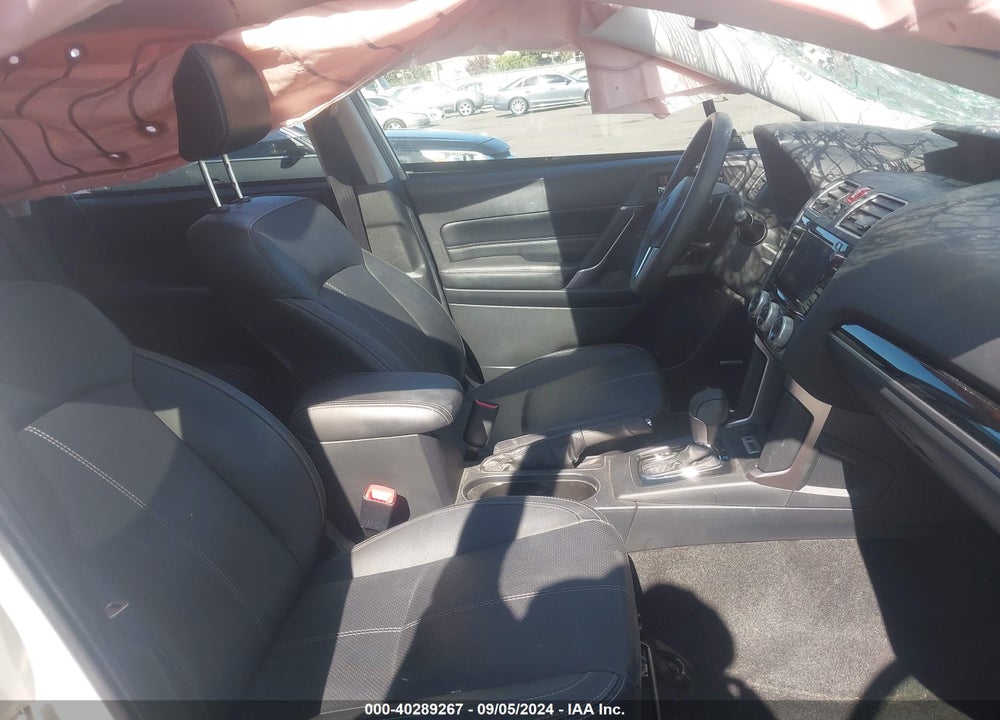 2018 SUBARU FORESTER 2.0XT TOURING VIN: JF2SJGWC1JH536279