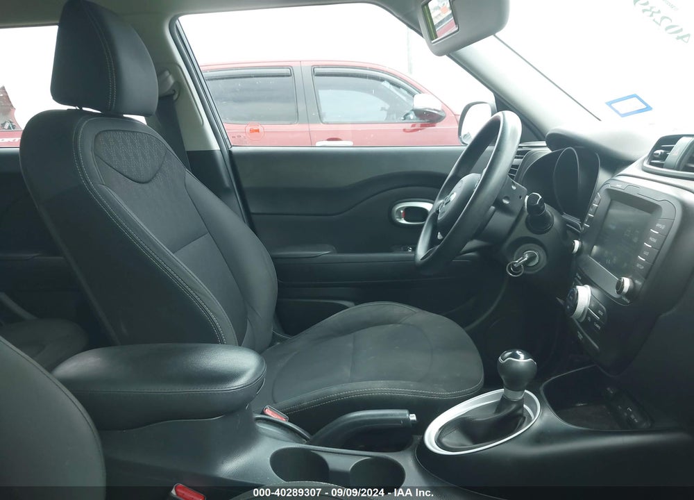 2018 KIA SOUL VIN: KNDJN2A2XJ7899444