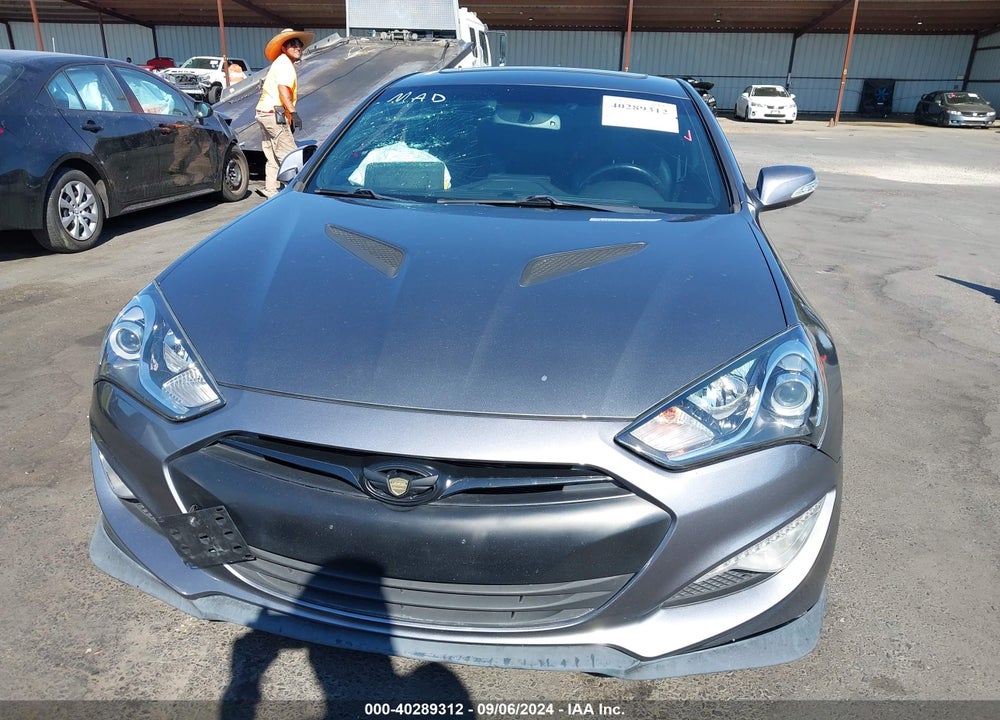 2016 HYUNDAI GENESIS 3.8 ULTIMATE VIN: KMHHU6KJ9GU136920