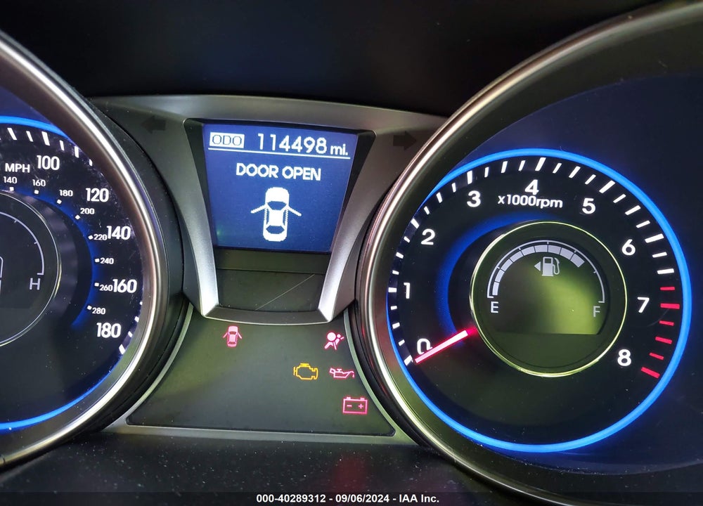 2016 HYUNDAI GENESIS 3.8 ULTIMATE VIN: KMHHU6KJ9GU136920
