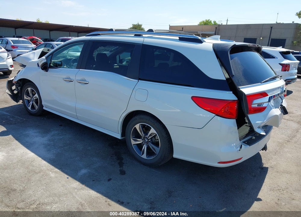 2020 HONDA ODYSSEY TOURING VIN: 5FNRL6H86LB000117