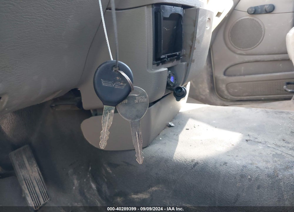 2002 DODGE RAM 1500 ST VIN: 3D7HA18N72G187084