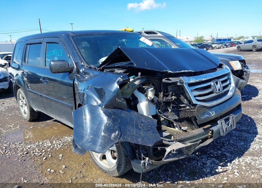 2014 HONDA PILOT EX VIN: 5FNYF4H43EB057687