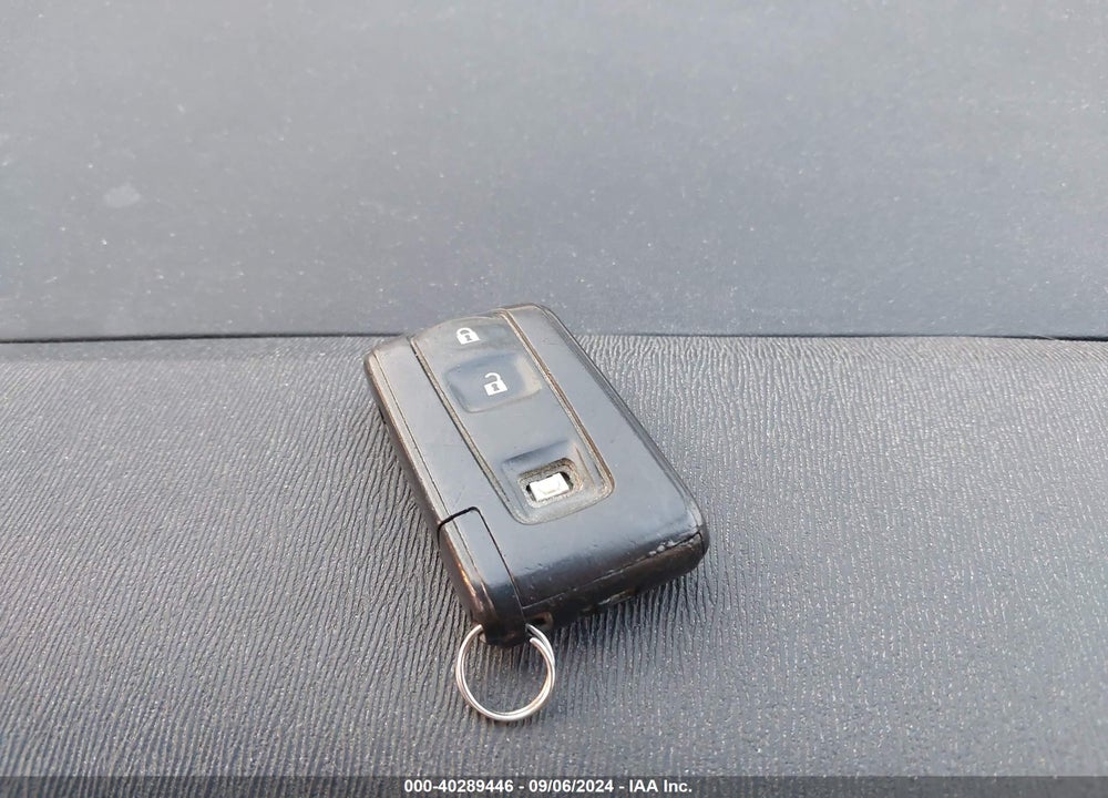 2006 TOYOTA PRIUS VIN: JTDKB20U063189256
